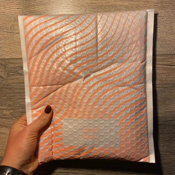 INSERT NAME HERE Sharon Ponytail Extention Ash Brown - Picture 4 of 7